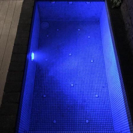 Pequeno Alojamiento Con Mini Piscina - No Climatizada バレンシア エクステリア 写真